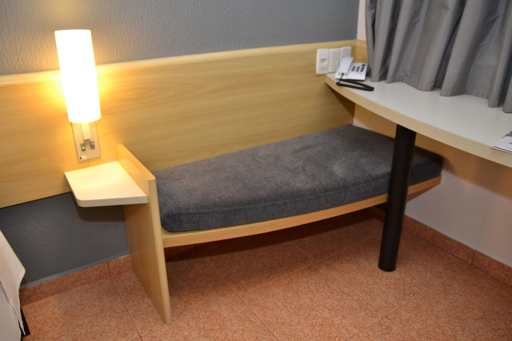 Ibis Araçatuba Hotel Bagian luar foto