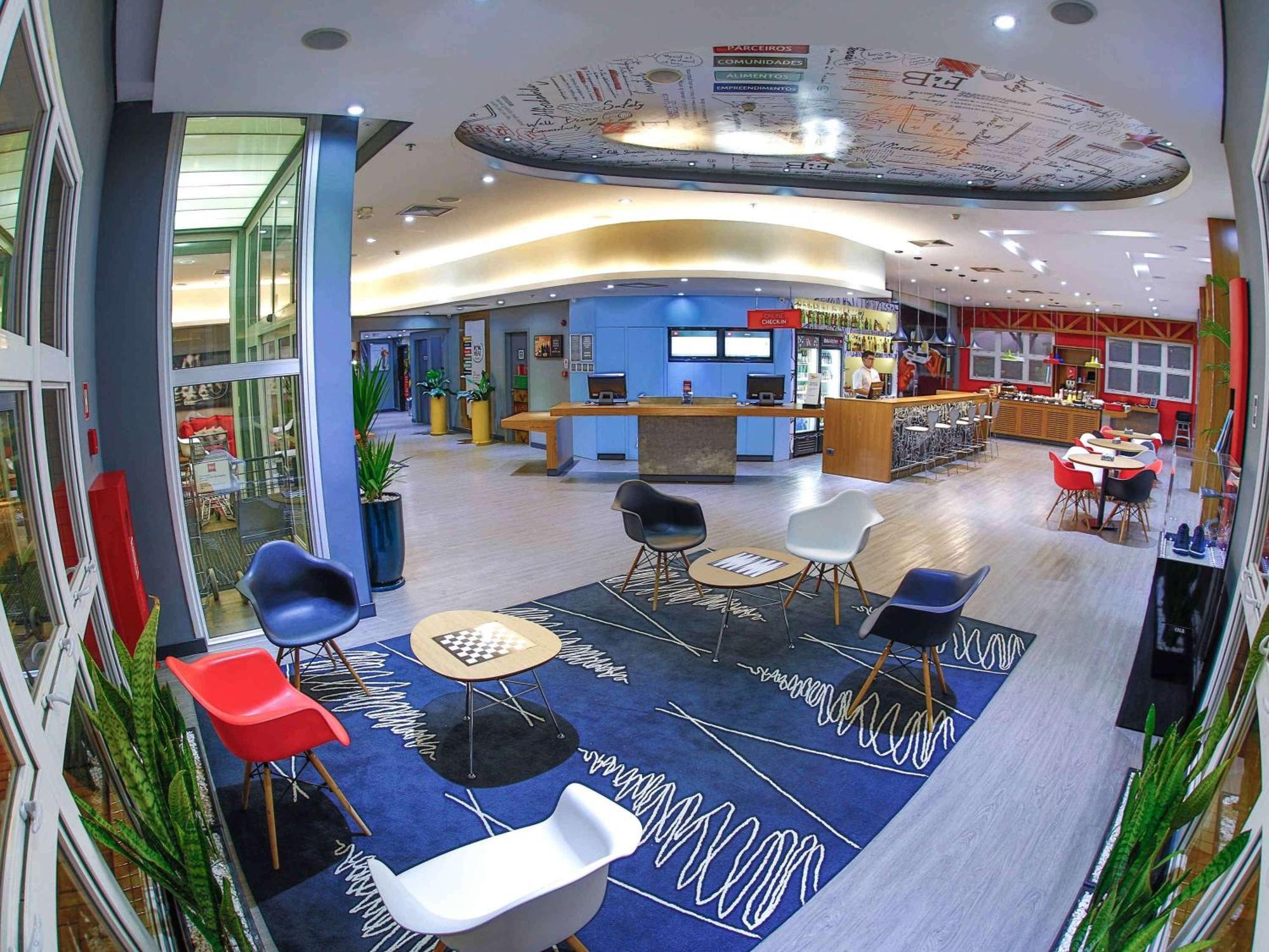 Ibis Araçatuba Hotel Bagian luar foto