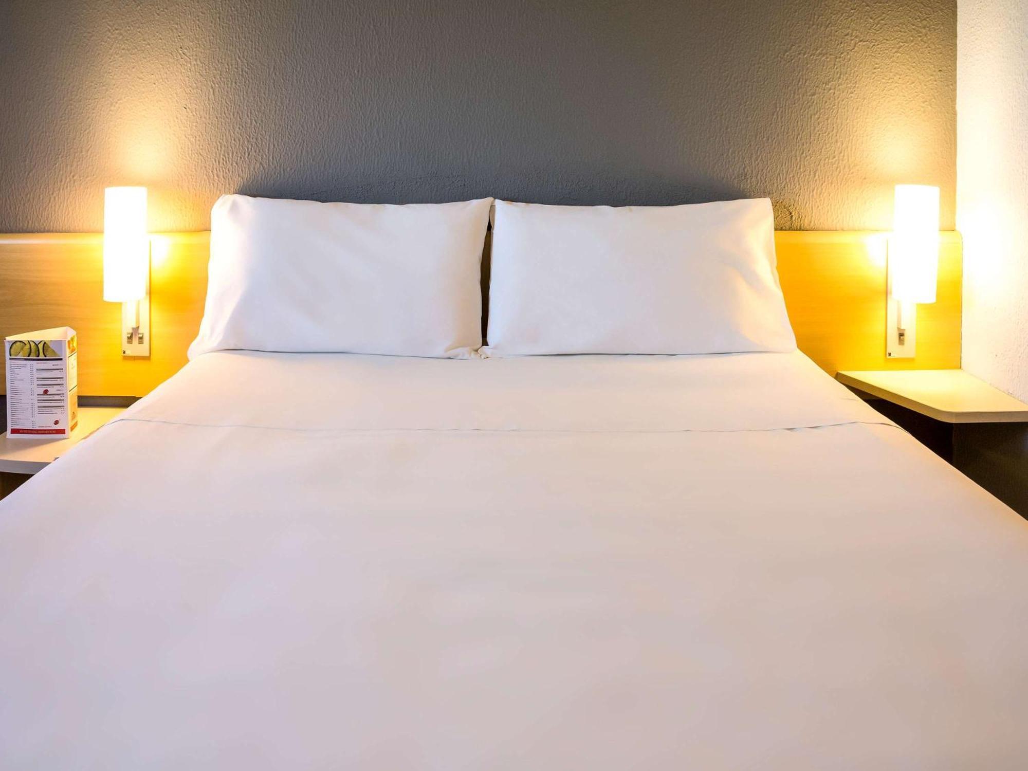 Ibis Araçatuba Hotel Bagian luar foto